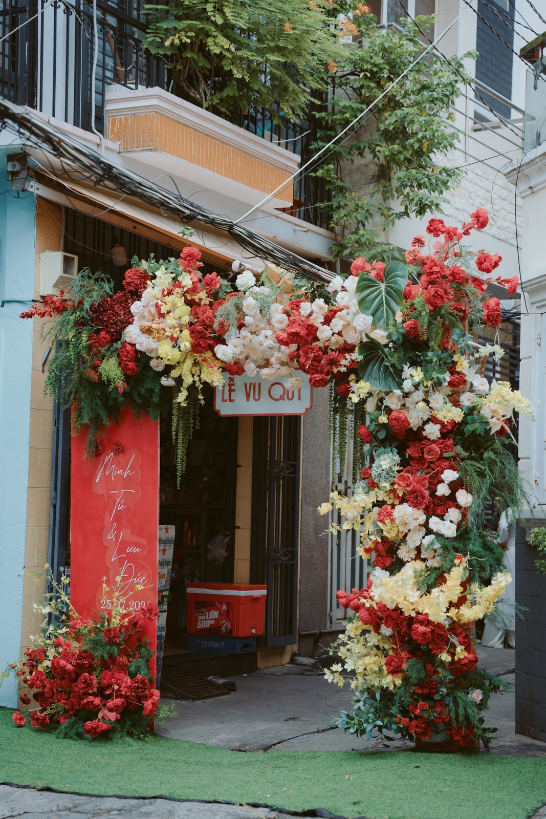 Khoảnh khắc 01 — Tú & Đức