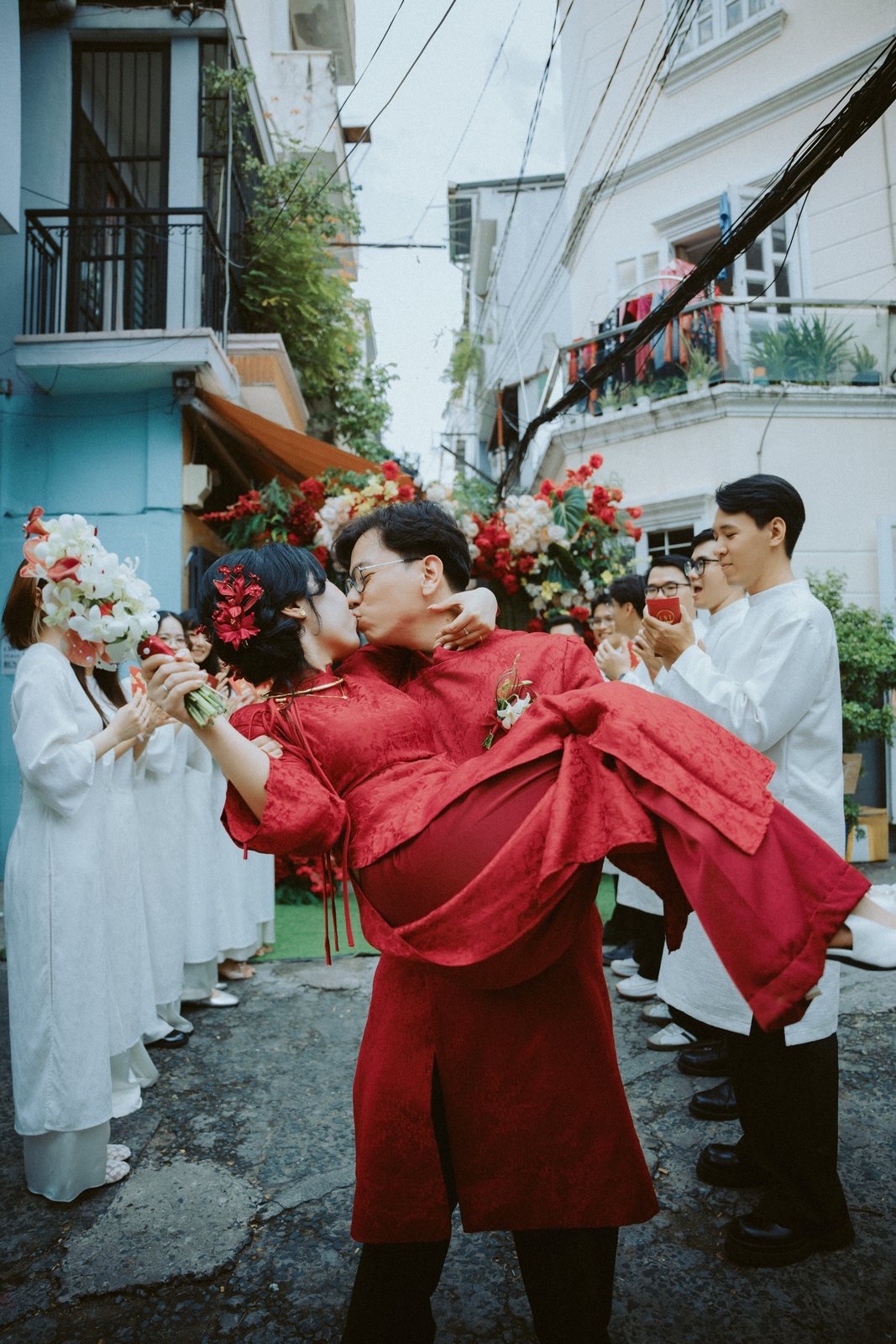 Khoảnh khắc 06 — Tú & Đức
