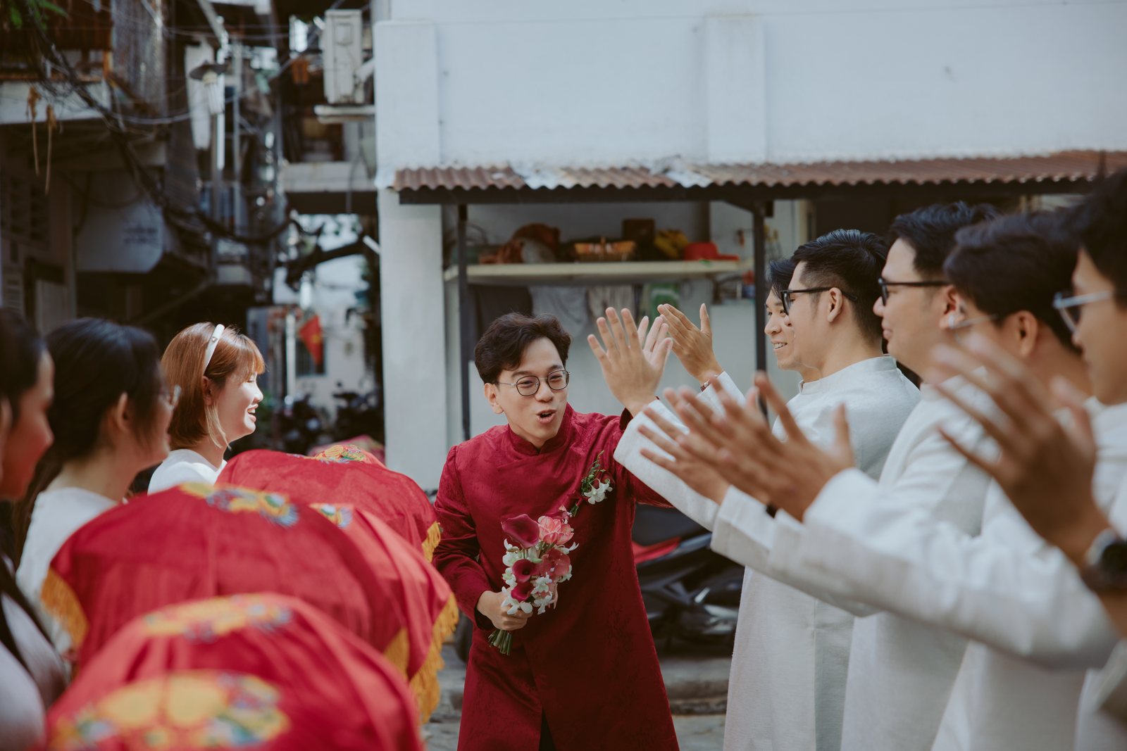 Khoảnh khắc 13 — Tú & Đức