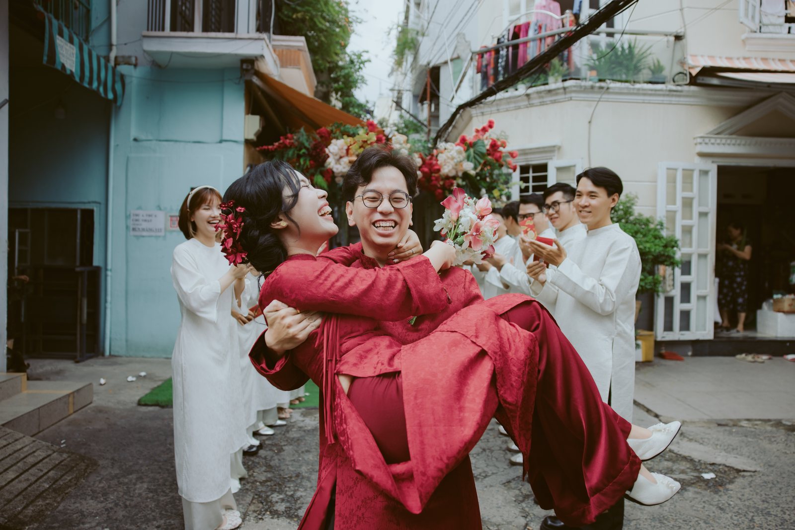 Khoảnh khắc 16 — Tú & Đức