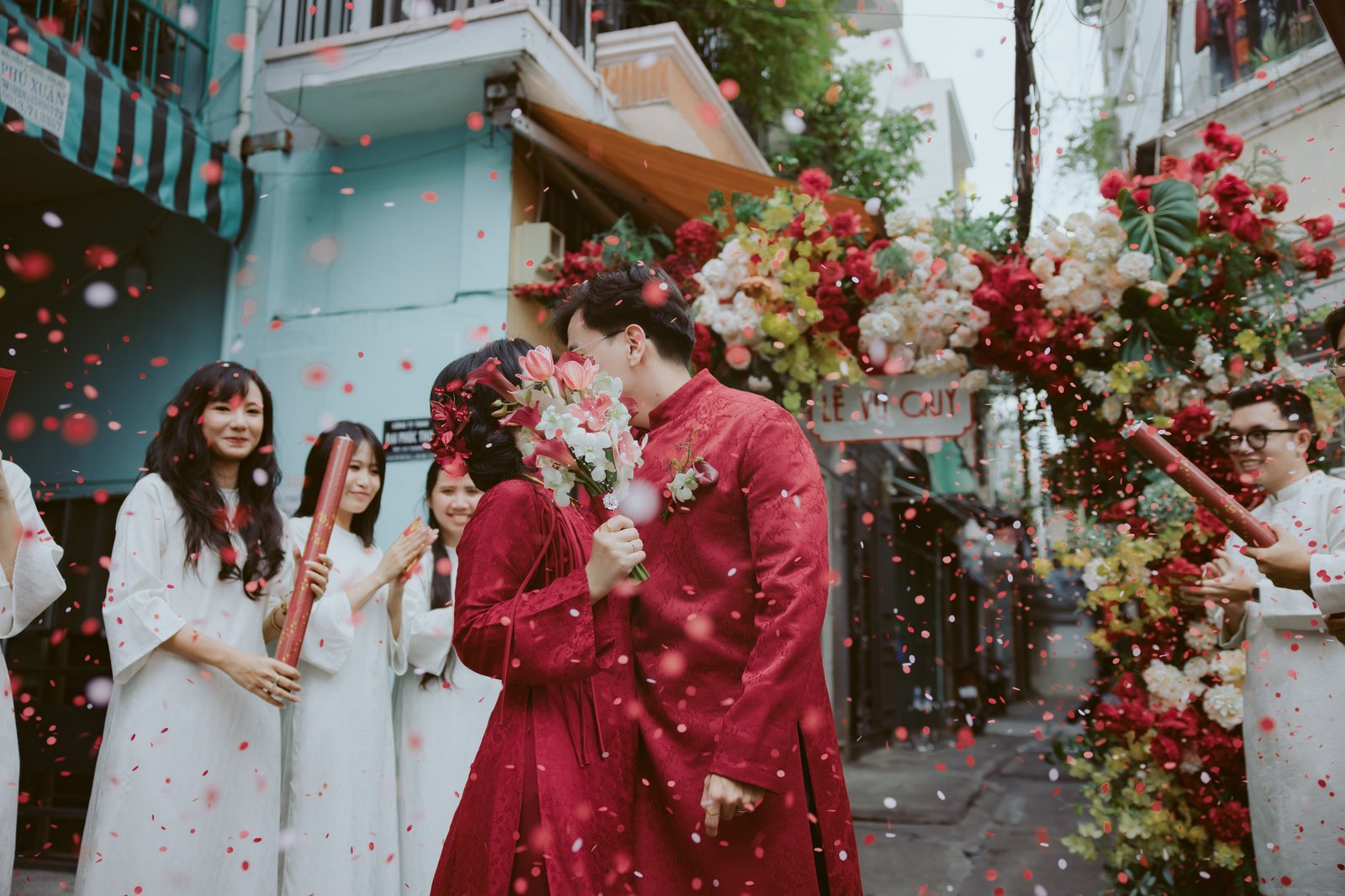 Khoảnh khắc 18 — Tú & Đức