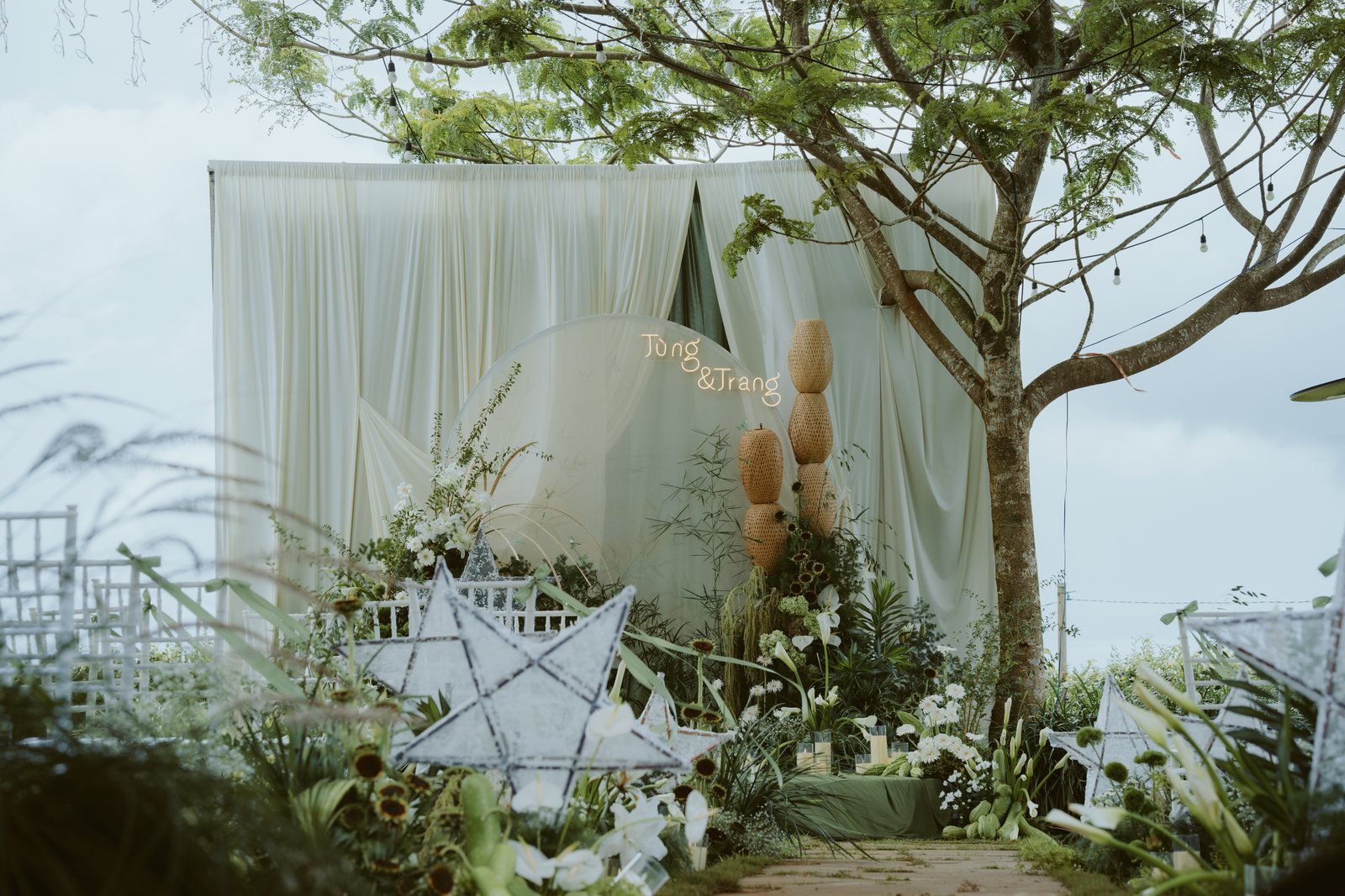 TUNG&TRANG 00012 — Tùng & Trang