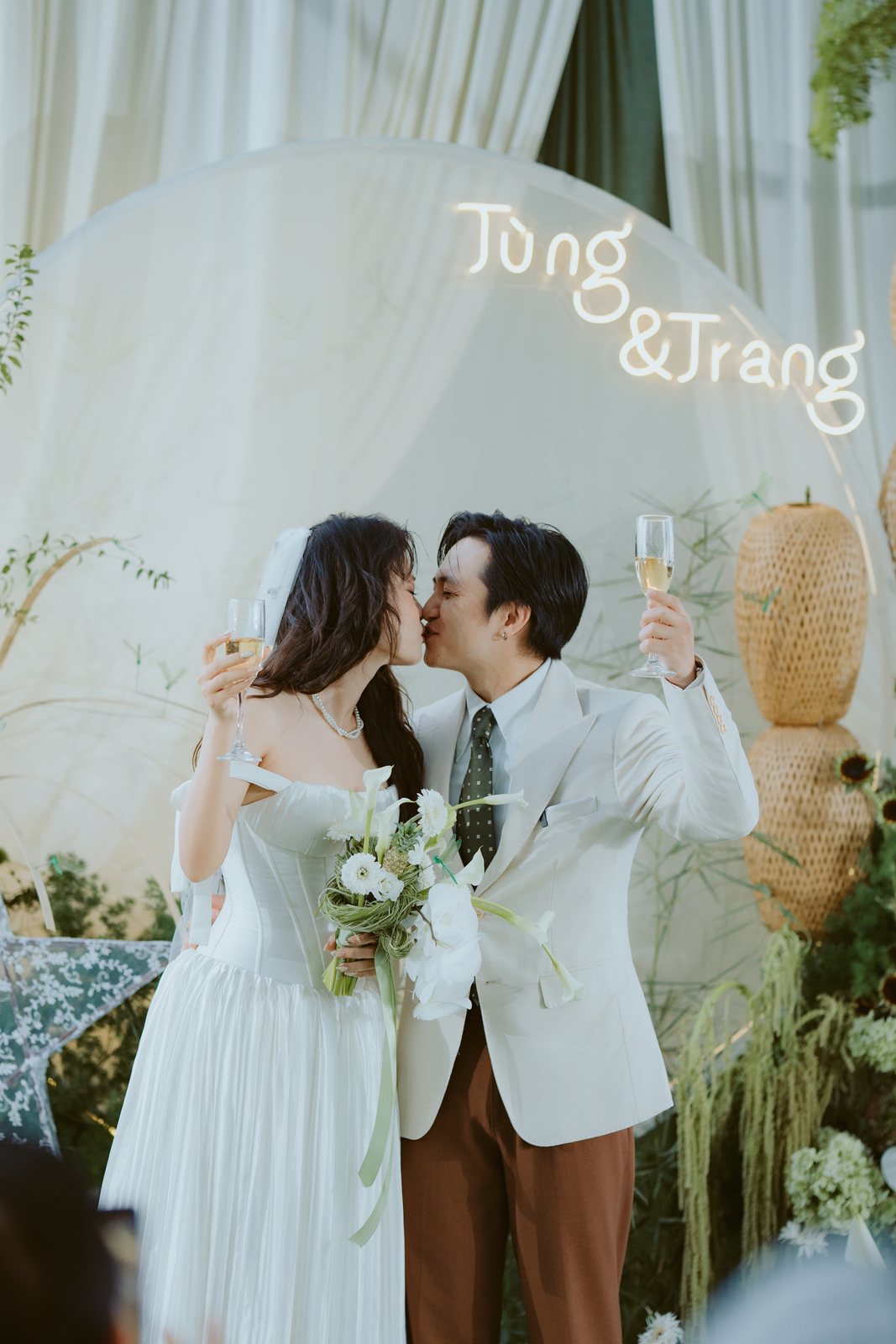 TUNG&TRANG 00037 — Tùng & Trang