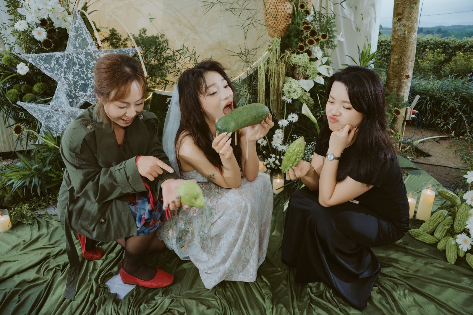 Khoảnh khắc 52 — Tùng & Trang